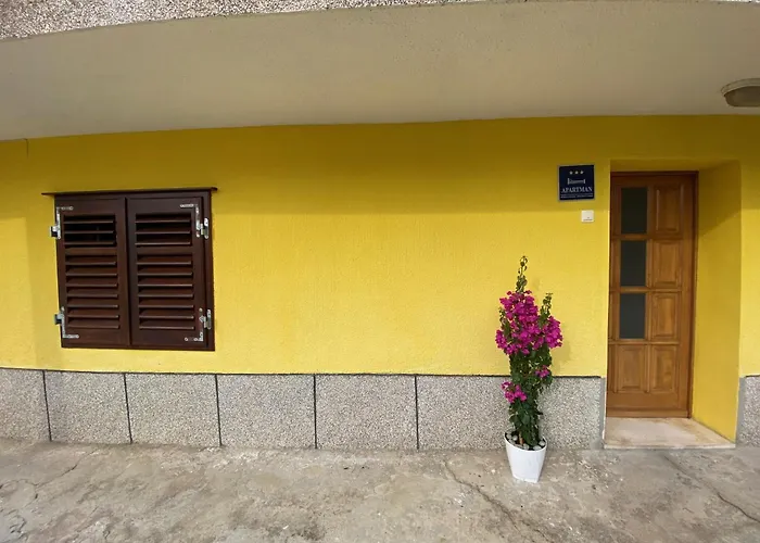 Διαμέρισμα Bilic *